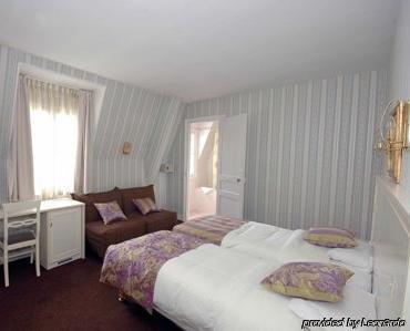 Hotel La Boetie パリ 部屋 写真